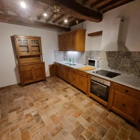 Farm stay Agriturismo Il Castello Borgo a Mozzano